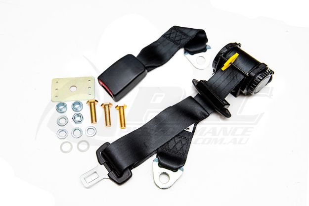 REAR RETRACTABLE SEAT BELT UNDER TRAY MOUNT